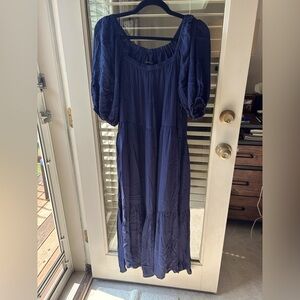 NWT Banana Republic Dark Navy Blue Maxi Dress with Scoop Neck in Size S